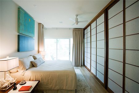 Luxury hotel room with Japanese shoji Foto de stock - Sin royalties Premium, Código: 633-02044591
