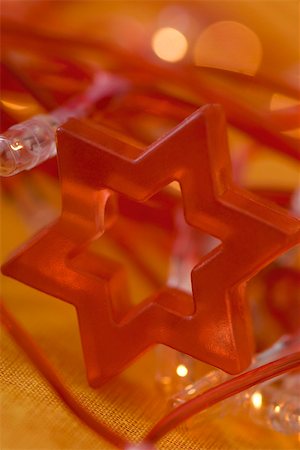 simsearch:633-02418107,k - Red Star of David holiday decoration, close-up Stock Photo - Premium Royalty-Free, Code: 633-02418118