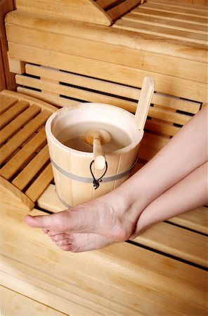 Water bucket with ladle in a sauna Stock Photo - Premium Royalty-Free, Code: 644-01435752