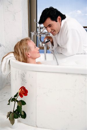 Couple enjoying bubble bath Stock Photo - Premium Royalty-Free, Code: 644-01436119