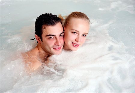 simsearch:644-01436677,k - One man with one woman  in jacuzzi at a spa Stock Photo - Premium Royalty-Free, Code: 644-01436887
