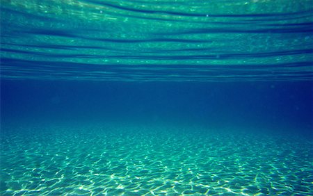 Under the water Stock Photo - Premium Royalty-Free, Code: 644-01630829