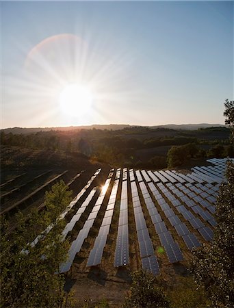 environment - Aerial view of field of solar panels Stock Photo - Premium Royalty-Free, Code: 649-05556059