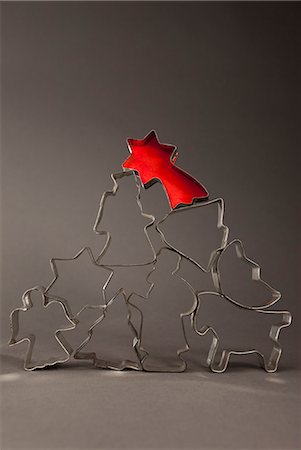 Stack of decorative cookie cutters Stock Photo - Premium Royalty-Free, Code: 649-05820849