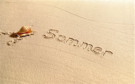 seashell - Sommer written in sand Stock Photo - Premium Royalty-Free, Code: 649-05950503