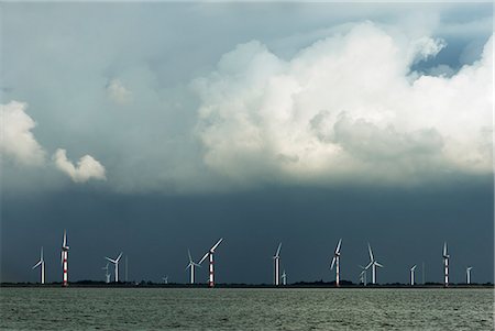 Wind turbines on coastline Stock Photo - Premium Royalty-Free, Code: 649-06353012