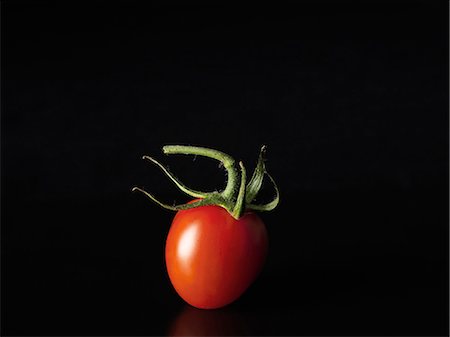 Close up of tomato Stock Photo - Premium Royalty-Free, Code: 649-06400610