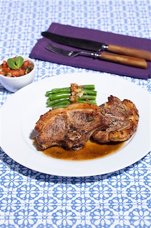 simsearch:6115-07282767,k - Plate of lamb chops and asparagus Stock Photo - Premium Royalty-Free, Code: 649-06400754