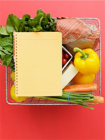 simsearch:600-06382994,k - Basket with vegetables and notebook Stock Photo - Premium Royalty-Free, Code: 649-06488842
