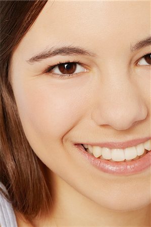 simsearch:649-06717849,k - Close up of teenage girls smiling face Stock Photo - Premium Royalty-Free, Code: 649-06622431