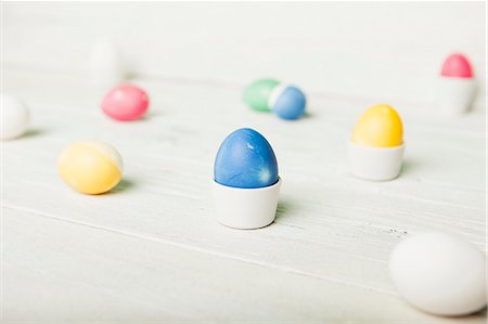simsearch:700-01173313,k - Colorful Easter eggs in egg cups Stock Photo - Premium Royalty-Free, Code: 649-06623056