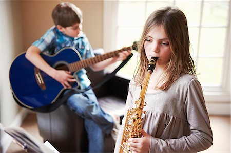 simsearch:649-06716505,k - Children playing music together Stock Photo - Premium Royalty-Free, Code: 649-06716499