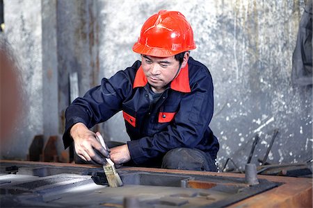 foundry worker - Working in cast iron foundry Stock Photo - Premium Royalty-Free, Code: 649-07064845
