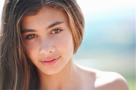 simsearch:649-07239584,k - Portrait of brunette teenage girl looking at camera Stock Photo - Premium Royalty-Free, Code: 649-07239566