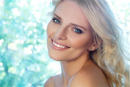 face sideview - Portrait of young blonde woman Stock Photo - Premium Royalty-Free, Code: 649-07437370