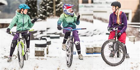 Three female mountain bikers on bikes and chatting Stock Photo - Premium Royalty-Free, Code: 649-07560114