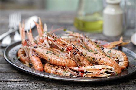 seafood - Plate of fresh prawns Stock Photo - Premium Royalty-Free, Code: 649-07647827