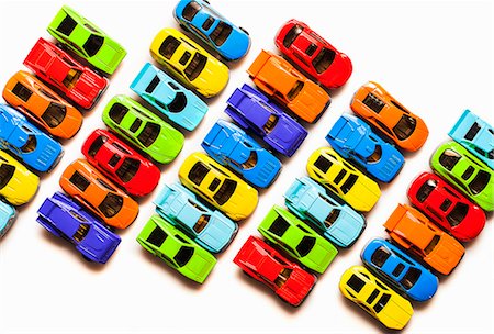 row - Still life with rows of toy cars Foto de stock - Sin royalties Premium, Código: 649-07648043