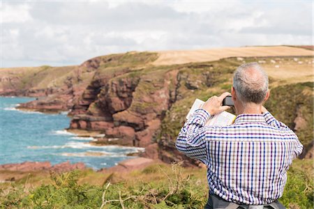 simsearch:649-07760822,k - Man taking photograph, Coast Path near Marloes, Pembrokeshire Coast National Park, Wales, UK Stock Photo - Premium Royalty-Free, Code: 649-07803888