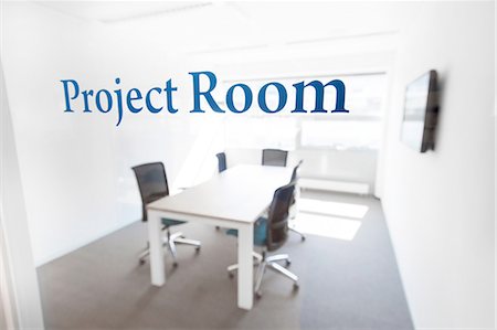 simsearch:614-08030536,k - Empty project room, with table and chairs Stock Photo - Premium Royalty-Free, Code: 649-08085957