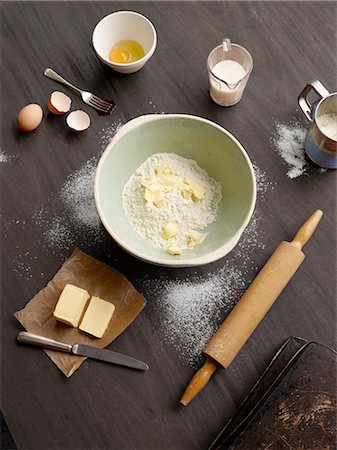 Overhead view of baking table with mixing bowl Stock Photo - Premium Royalty-Free, Code: 649-08144235