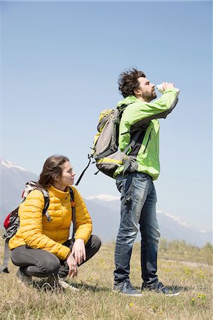 simsearch:649-08085723,k - Hiking couple drinking water bottle, Vogogna, Verbania, Piemonte, Italy Foto de stock - Sin royalties Premium, Código: 649-08145619