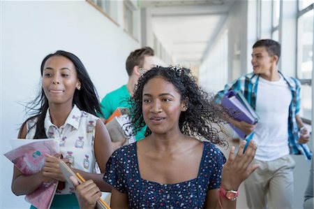 simsearch:614-06973669,k - Students running down hallway, laughing Stock Photo - Premium Royalty-Free, Code: 649-08238299