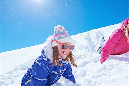 simsearch:649-08232457,k - Girl playing in snow, Chamonix, France Stock Photo - Premium Royalty-Free, Code: 649-08232459