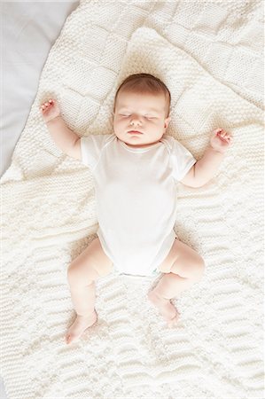 simsearch:649-07521015,k - Baby sleeping in bed Stock Photo - Premium Royalty-Free, Code: 649-08306503
