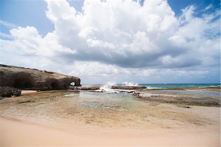 simsearch:614-06814364,k - Empty beach, Barbados Stock Photo - Premium Royalty-Free, Code: 649-08565560