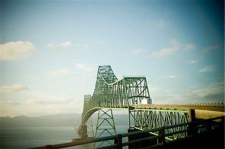 Bridge in Portland, Oregon Stock Photo - Premium Royalty-Free, Code: 649-08562445