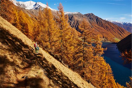 simsearch:649-08900720,k - Family looking at view, Schnalstal, South Tyrol, Italy Stock Photo - Premium Royalty-Free, Code: 649-08840510