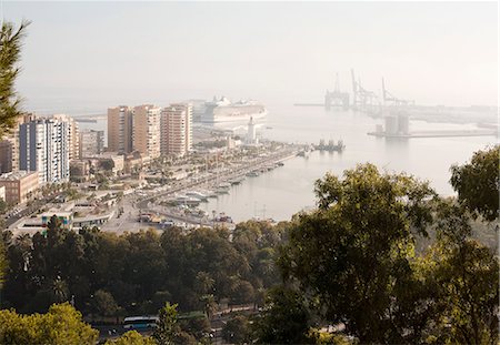Elevated view of Malaga harbour, Spain Stock Photo - Premium Royalty-Free, Code: 649-08860109