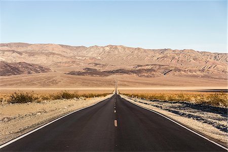 simsearch:700-03891190,k - Landscape with straight road in Death Valley National Park, California, USA Stock Photo - Premium Royalty-Free, Code: 649-08968967