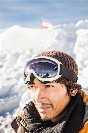 simsearch:649-06532763,k - Close up portrait of male skier Kitzbuhel, Tyrol, Austria Photographie de stock - Premium Libres de Droits, Code: 649-09004534