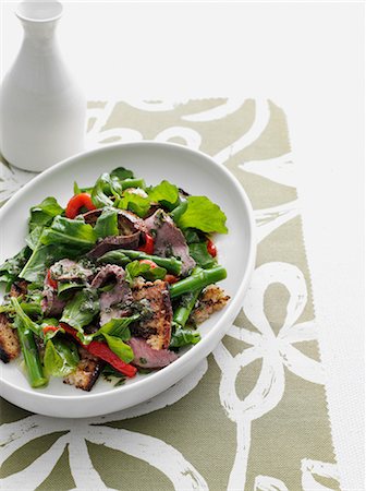 simsearch:649-06352937,k - Plate of beef and salad Stock Photo - Premium Royalty-Free, Code: 649-09003363