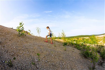 simsearch:649-07239584,k - Teenage girl moving up quarry Stock Photo - Premium Royalty-Free, Code: 649-09016606