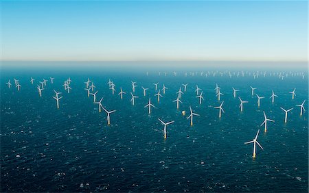 Offshore windfarm, Domburg, Zeeland, Netherlands Foto de stock - Royalty Free Premium, Número: 649-09148738