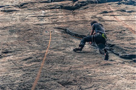 rock climber (male) - Sport climbing on limestone, in Yangshuo, Guangxi, China Stock Photo - Premium Royalty-Free, Code: 649-09166656