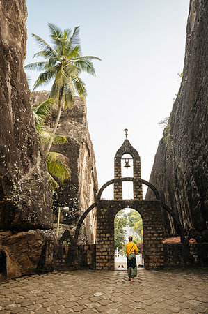 Person at Aluviharaya Rock Cave Temple, Central Province, Sri Lanka Stock Photo - Premium Royalty-Free, Code: 649-09249897