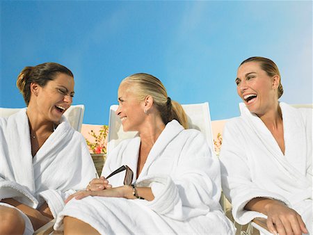 friends at spa - Three ladies relaxing in the sun Stock Photo - Premium Royalty-Free, Code: 649-02053608