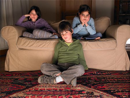 simsearch:649-09078617,k - Children on sofa, watching tv Stock Photo - Premium Royalty-Free, Code: 649-02199066