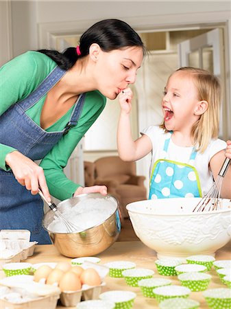 Mother and daughter cooking Stock Photo - Premium Royalty-Free, Code: 649-03009129