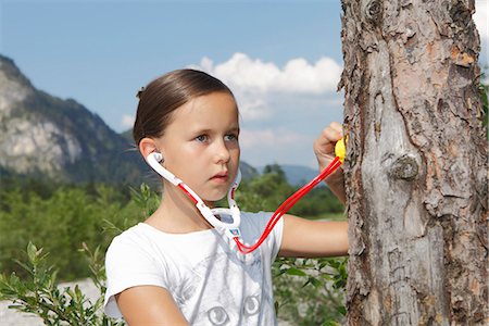 preteen girl with doctor - Free Time in the Mountains Stock Photo - Premium Royalty-Free, Code: 649-03622350