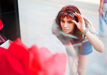 expensive - Young woman window shopping Stock Photo - Premium Royalty-Free, Code: 649-03769865