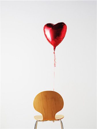 simsearch:649-06717611,k - Office Chair and love heart balloon Foto de stock - Sin royalties Premium, Código: 649-03772501