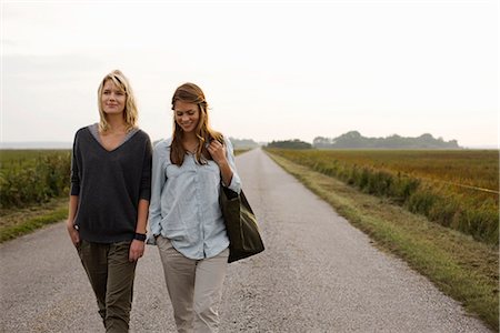 road together - Girls on the road Stock Photo - Premium Royalty-Free, Code: 649-03773937