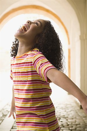 simsearch:640-01357979,k - Profile of a girl laughing Stock Photo - Premium Royalty-Free, Code: 640-01355923