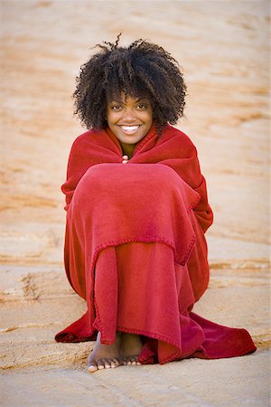 simsearch:640-01358229,k - Portrait of a young woman wrapped in a towel, sitting Stock Photo - Premium Royalty-Free, Code: 640-01356386