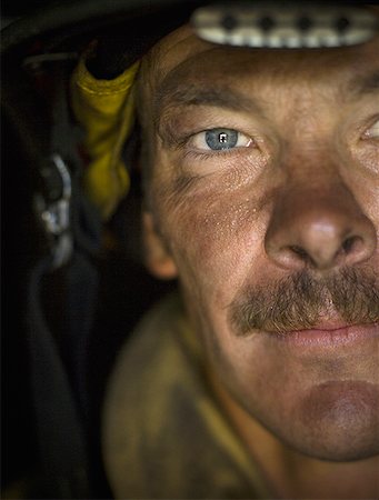Portrait of a fireman Stock Photo - Premium Royalty-Free, Code: 640-01363627